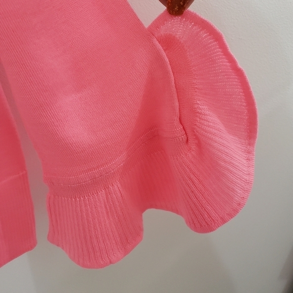J. Crew Coral Merino Wool Long Sleeve Ruffles at Wrist Top Sz M NWOT - Picture 4 of 10